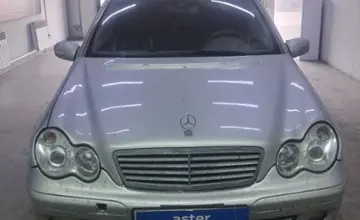 Mercedes-Benz C-Класс 2007 года за 2 500 000 тг. в Павлодар фото 2