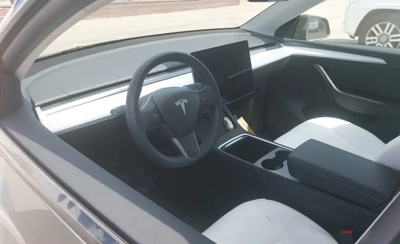 Tesla Model Y 2021 года за 15 000 000 тг. в Алматы фото 5