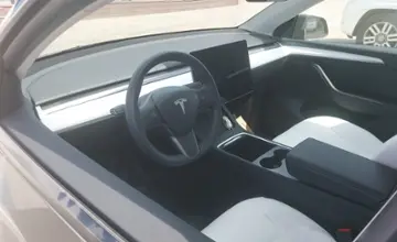 Tesla Model Y 2021 года за 15 000 000 тг. в Алматы фото 5