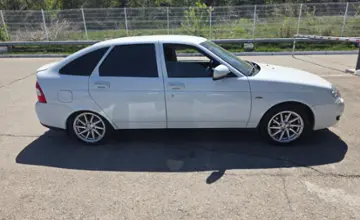 LADA (ВАЗ) Priora 2015 года за 3 300 000 тг. в Усть-Каменогорск фото 4