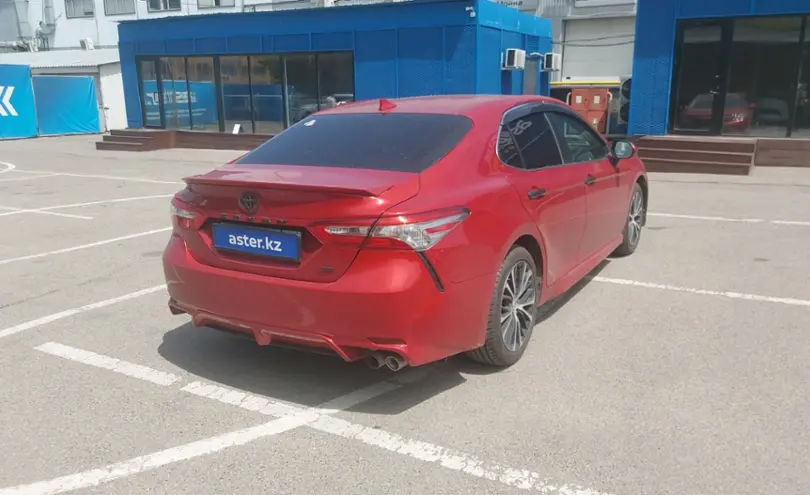 Toyota Camry 2019 года за 10 000 000 тг. в Алматы фото 3