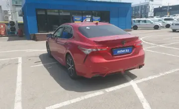 Toyota Camry 2019 года за 10 000 000 тг. в Алматы фото 4