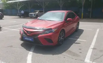 Toyota Camry 2019 года за 10 000 000 тг. в Алматы фото 1