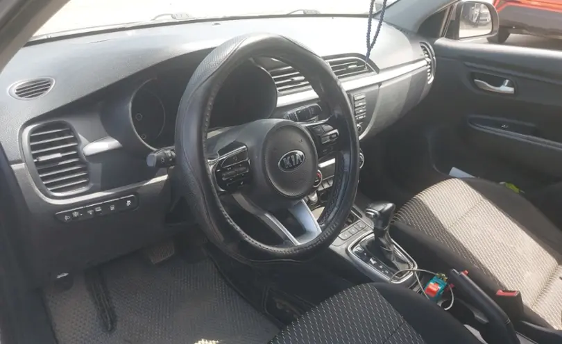 Kia Rio 2019 года за 8 000 000 тг. в Алматы фото 5