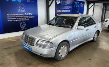 Mercedes-Benz C-Класс 1993 года за 2 200 000 тг. в Астана фото 1