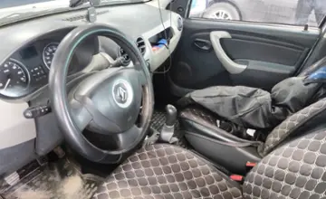 Renault Sandero 2013 года за 3 000 000 тг. в Астана фото 5