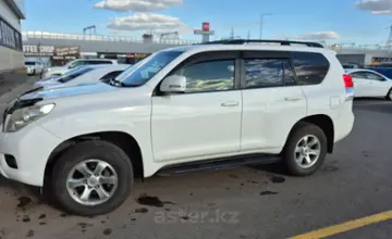 Toyota Land Cruiser Prado 2010 года за 13 000 000 тг. в Астана фото 3