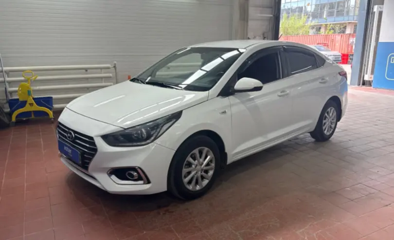 Hyundai Accent 2019 года за 6 600 000 тг. в Астана
