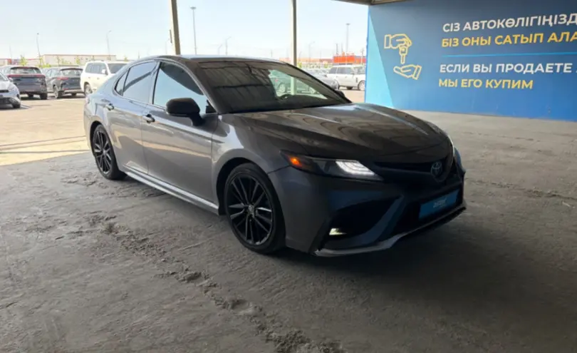 Toyota Camry 2021 года за 14 000 000 тг. в Алматы фото 3