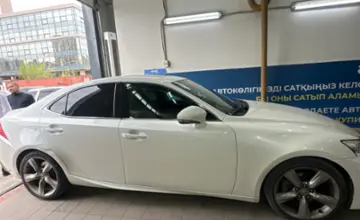 Lexus IS 2013 года за 10 000 000 тг. в Астана фото 4