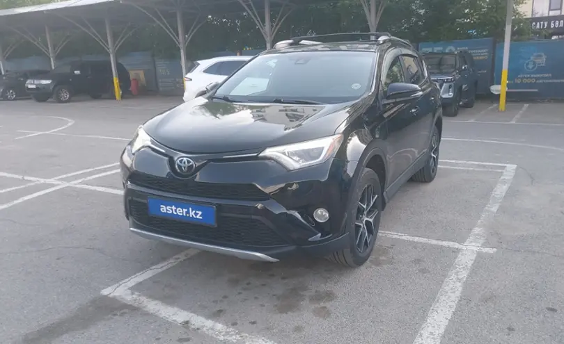 Toyota RAV4 2017 года за 12 000 000 тг. в Алматы