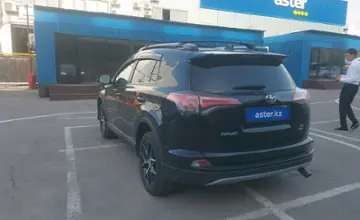 Toyota RAV4 2017 года за 12 000 000 тг. в Алматы фото 4