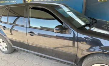 Volkswagen Golf 2002 года за 1 700 000 тг. в Караганда фото 4