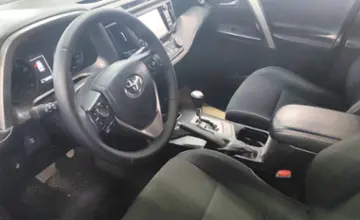 Toyota RAV4 2017 года за 11 500 000 тг. в Астана фото 5