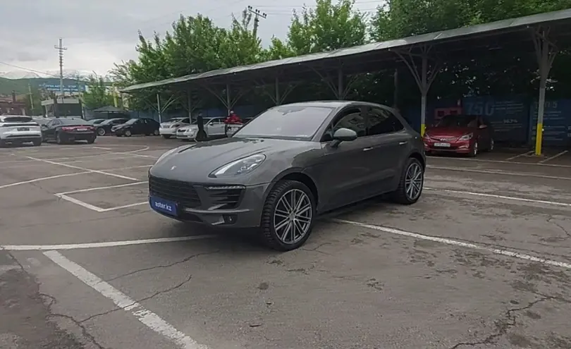 Porsche Macan 2018 года за 24 000 000 тг. в Алматы