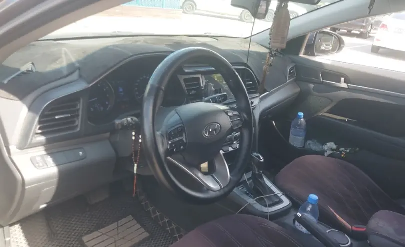 Hyundai Elantra 2020 года за 8 800 000 тг. в Алматы фото 5