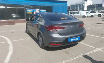 Hyundai Elantra 2020 года за 8 800 000 тг. в Алматы фото 4