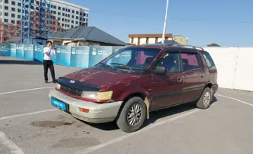 Mitsubishi Space Wagon 1993 года за 500 000 тг. в Шымкент фото 1