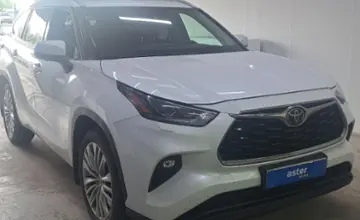 Toyota Highlander 2023 года за 28 000 000 тг. в Павлодар фото 3