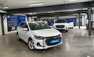 Chevrolet Onix 2025 года за 7 600 000 тг. в Астана фото 2