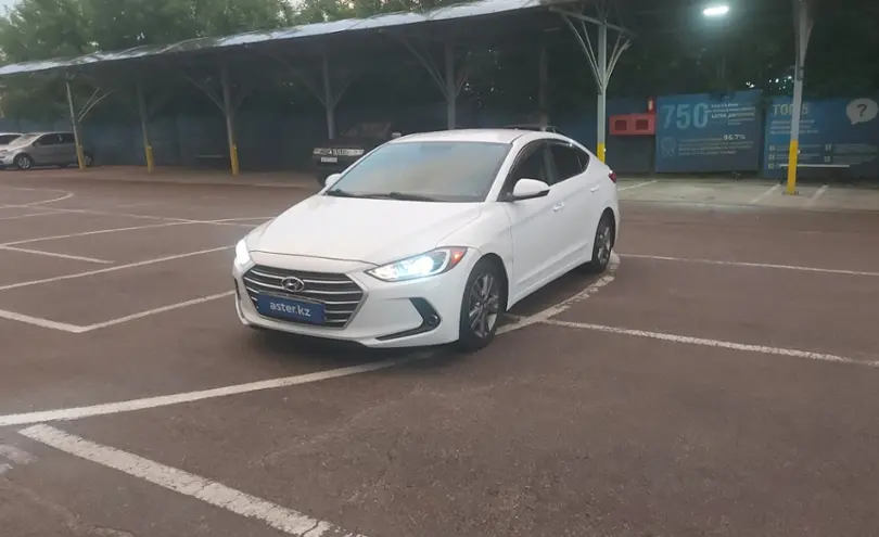 Hyundai Elantra 2018 года за 7 000 000 тг. в Алматы