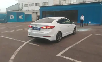 Hyundai Elantra 2018 года за 7 000 000 тг. в Алматы фото 3