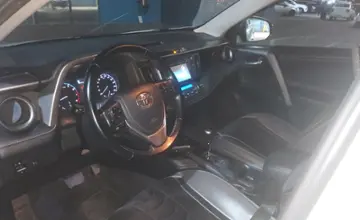Toyota RAV4 2016 года за 9 000 000 тг. в Алматы фото 5