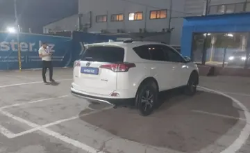 Toyota RAV4 2016 года за 9 000 000 тг. в Алматы фото 3