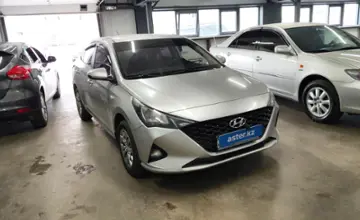 Hyundai Accent 2021 года за 6 000 000 тг. в Астана фото 2