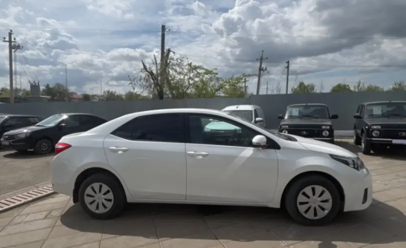 Toyota Corolla 2015 года за 6 000 000 тг. в Уральск фото 4