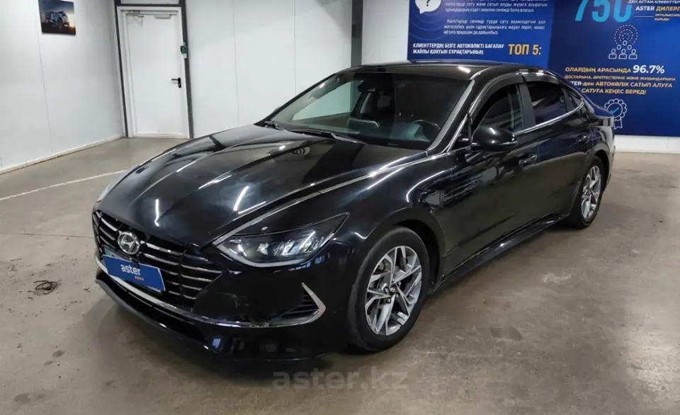 Hyundai Sonata 2021 года за 10 000 000 тг. в Астана