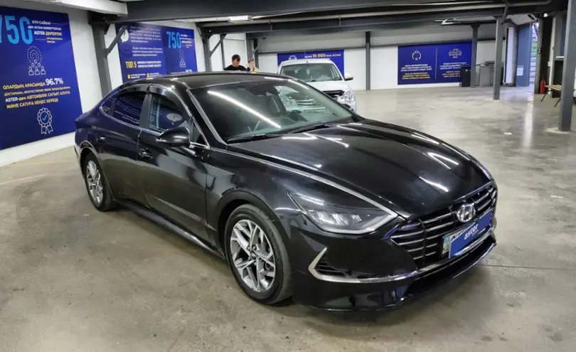 Hyundai Sonata 2021 года за 10 000 000 тг. в Астана фото 2