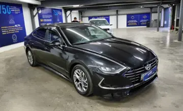 Hyundai Sonata 2021 года за 10 000 000 тг. в Астана фото 2