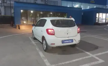 Renault Sandero 2020 года за 4 500 000 тг. в Алматы фото 4