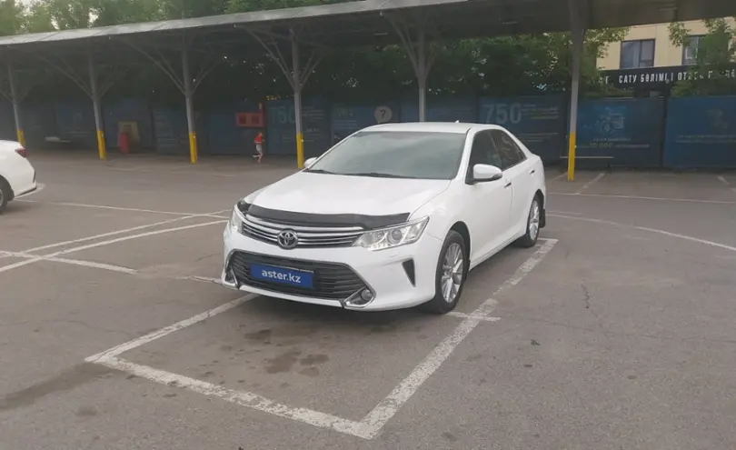 Toyota Camry 2014 года за 10 500 000 тг. в Алматы
