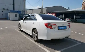 Toyota Camry 2014 года за 7 300 000 тг. в Шымкент фото 4