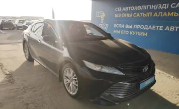 Toyota Camry 2018 года за 13 100 000 тг. в Алматы фото 3