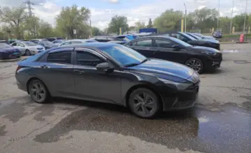 Hyundai Elantra 2021 года за 10 000 000 тг. в Актобе фото 4