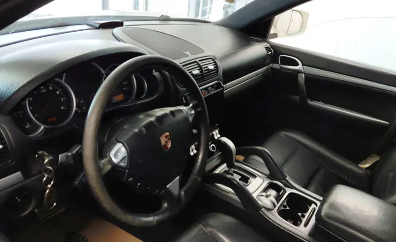 Porsche Cayenne 2007 года за 5 500 000 тг. в Астана фото 5