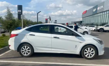 Hyundai Solaris 2015 года за 3 500 000 тг. в Шымкент фото 4