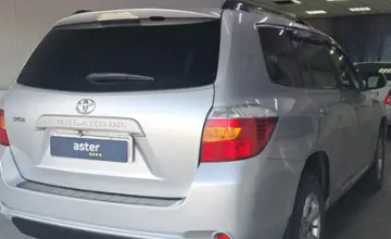 Toyota Highlander 2009 года за 10 000 000 тг. в Павлодар