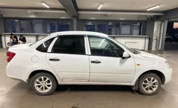 LADA (ВАЗ) Granta 2013 года за 1 300 000 тг. в Астана фото 4