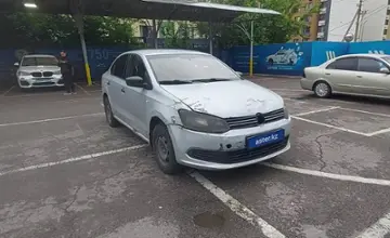 Volkswagen Polo 2015 года за 1 800 000 тг. в Алматы фото 2