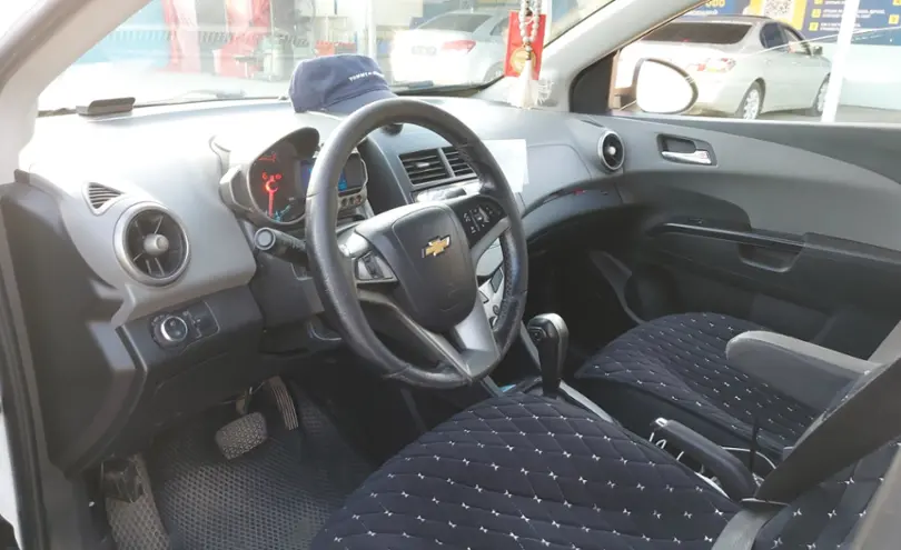 Chevrolet Aveo 2013 года за 3 500 000 тг. в Шымкент фото 5