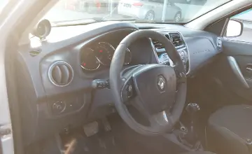 Renault Sandero 2017 года за 3 000 000 тг. в Шымкент фото 5