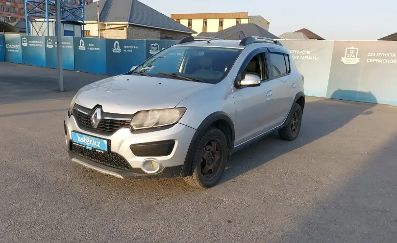 Renault Sandero 2017 года за 3 000 000 тг. в Шымкент