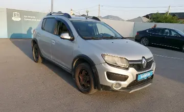 Renault Sandero 2017 года за 3 000 000 тг. в Шымкент фото 2
