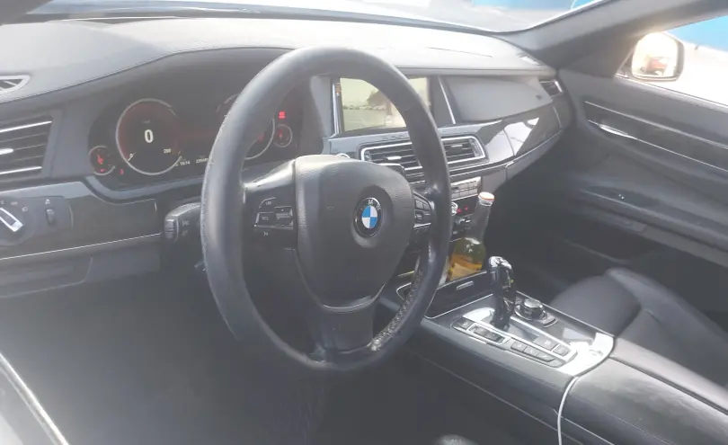 BMW 7 серии 2013 года за 14 000 000 тг. в Алматы фото 5