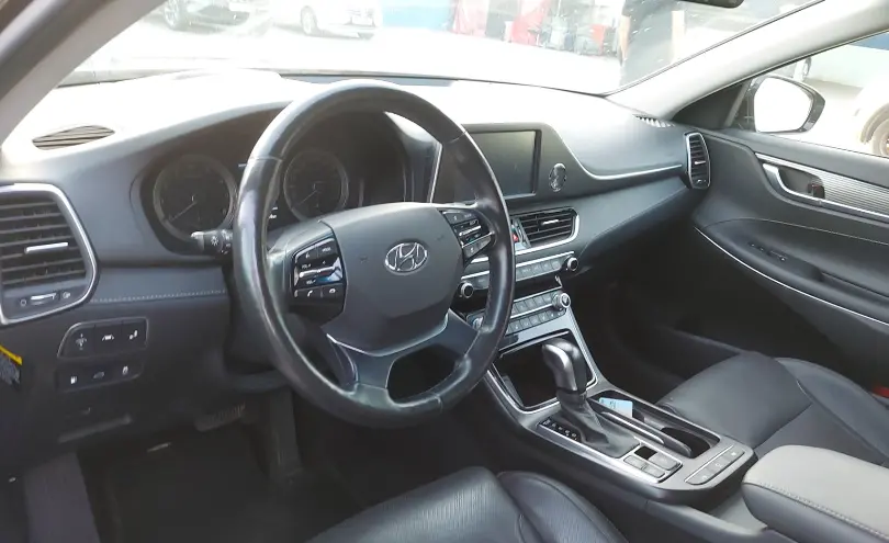 Hyundai Grandeur 2019 года за 11 800 000 тг. в Шымкент фото 5