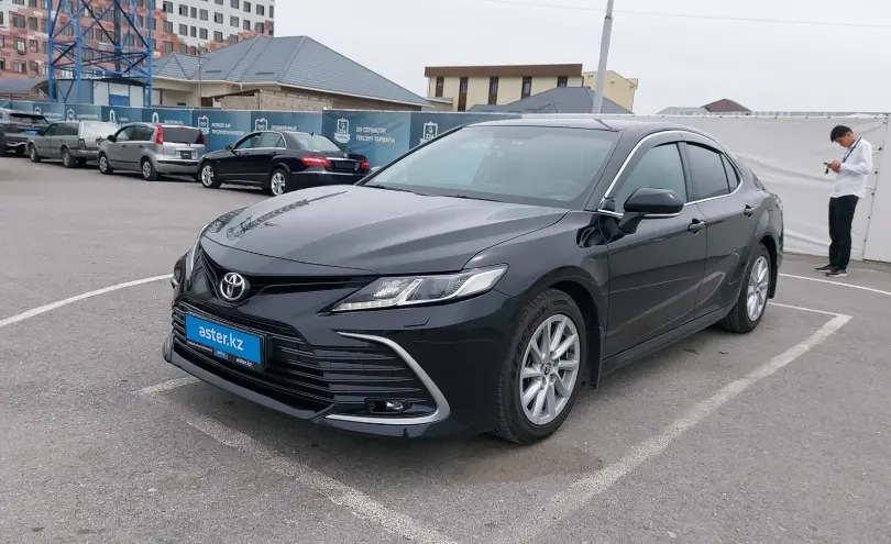Toyota Camry 2021 года за 14 000 000 тг. в Шымкент